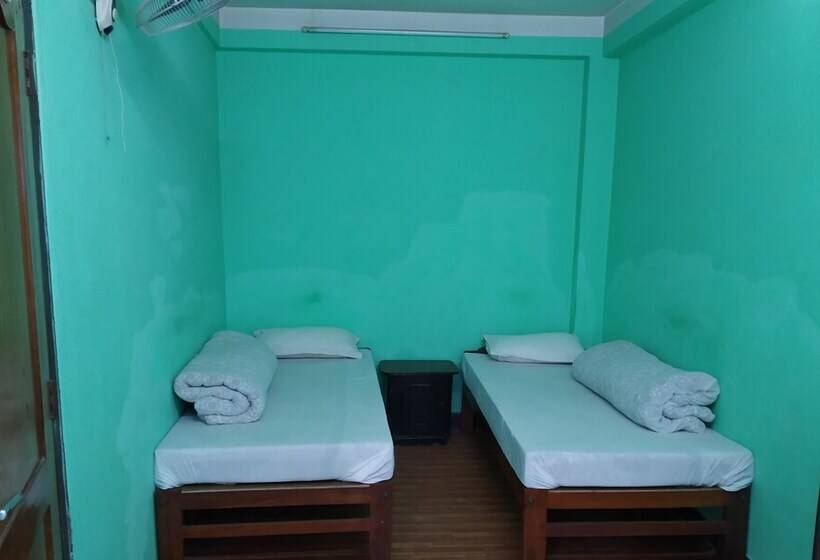 پانسیون Green House Lodge