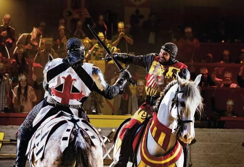 בית מלון כפרי Grand Inn