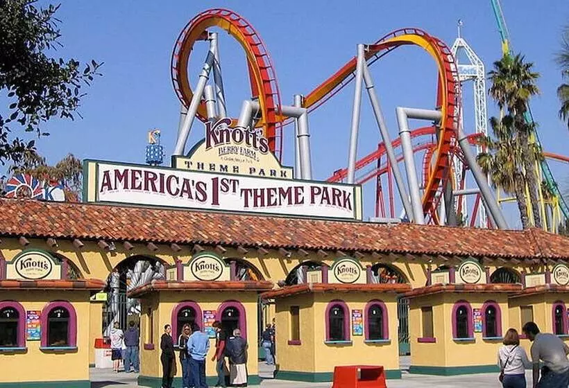 בית מלון כפרי Grand Inn