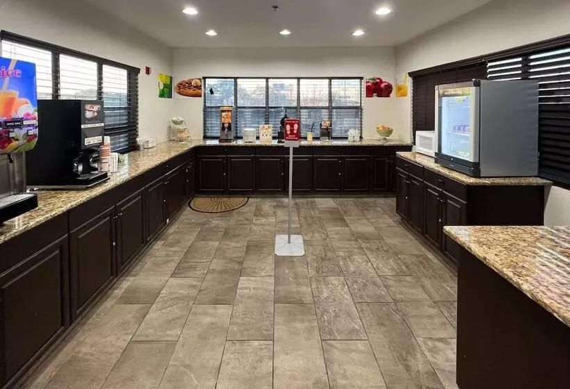 فندق Quality Inn & Suites I 10 Near Fiesta Texas