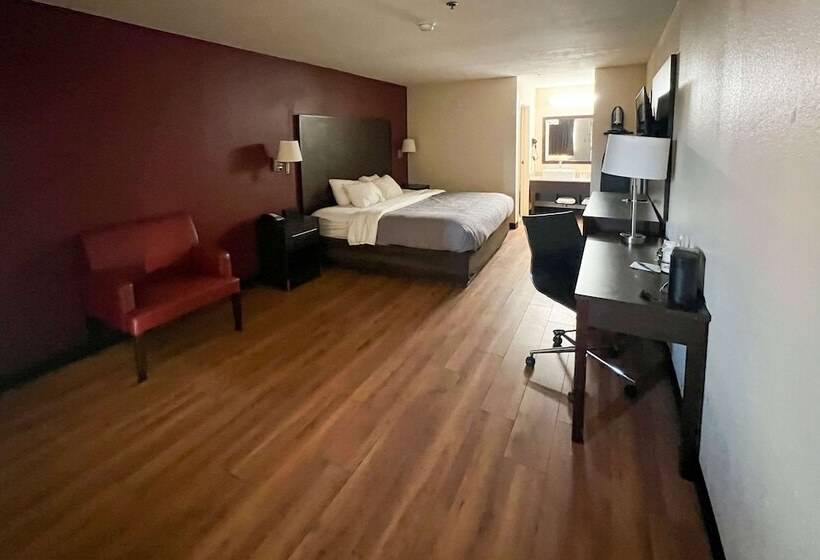 هتل Quality Inn & Suites I 10 Near Fiesta Texas