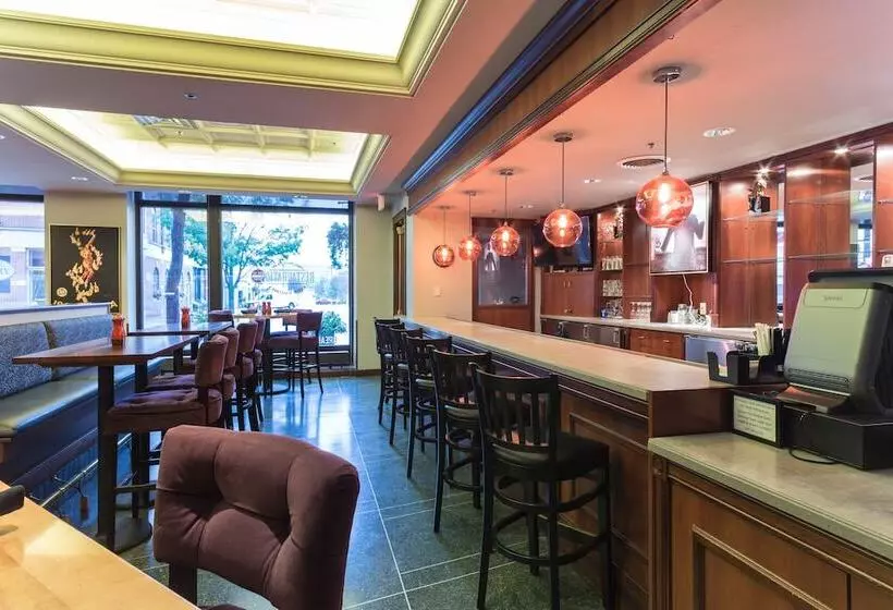 ホテル Winneshiek