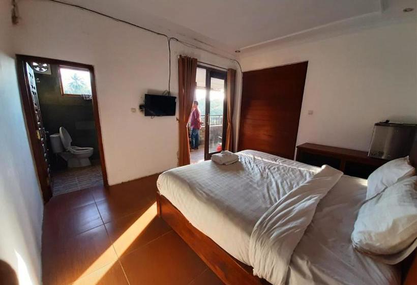 فندق Oyo 2074 Joglo Homestay