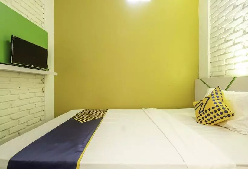 هتل Spot On 2080 Rumah Kita Residence