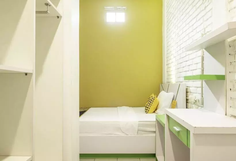 هتل Spot On 2080 Rumah Kita Residence