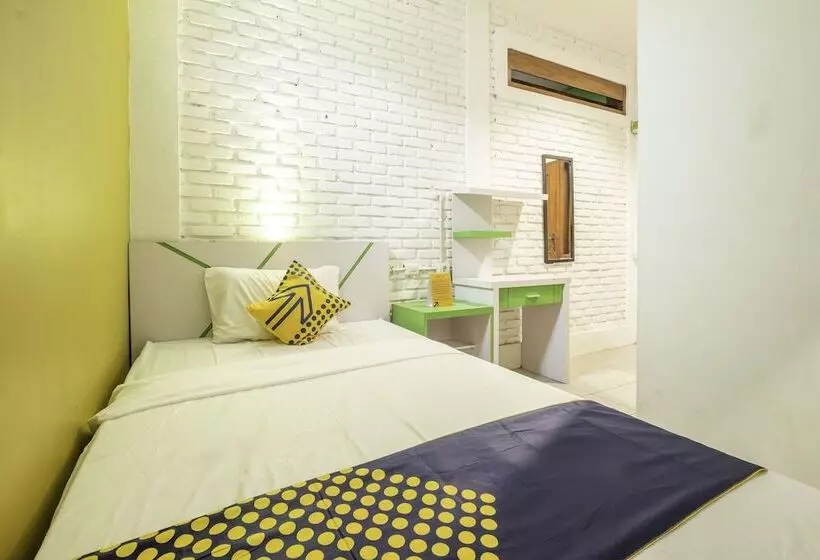 هتل Spot On 2080 Rumah Kita Residence