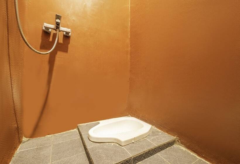 בית מלון כפרי Spot On 2080 Rumah Kita Residence