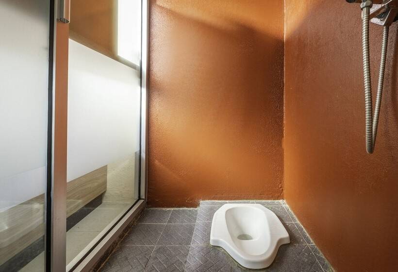 בית מלון כפרי Spot On 2080 Rumah Kita Residence