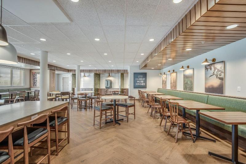 호텔 Fairfield Inn & Suites Whitewater