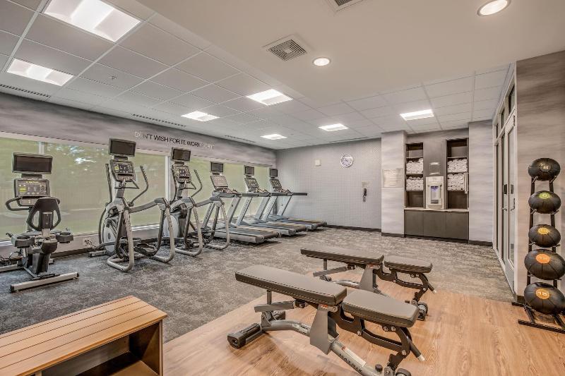 호텔 Fairfield Inn & Suites Whitewater