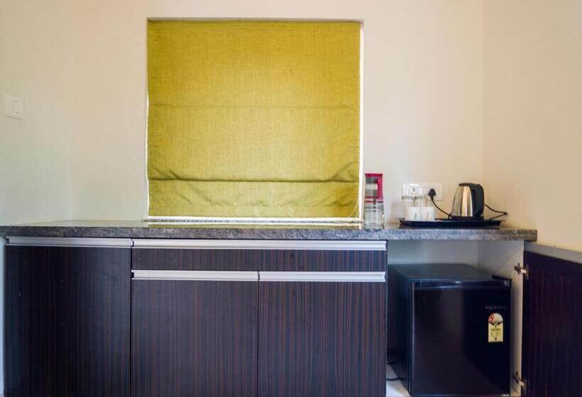 هتل Marine Studios By Le Pension Stays