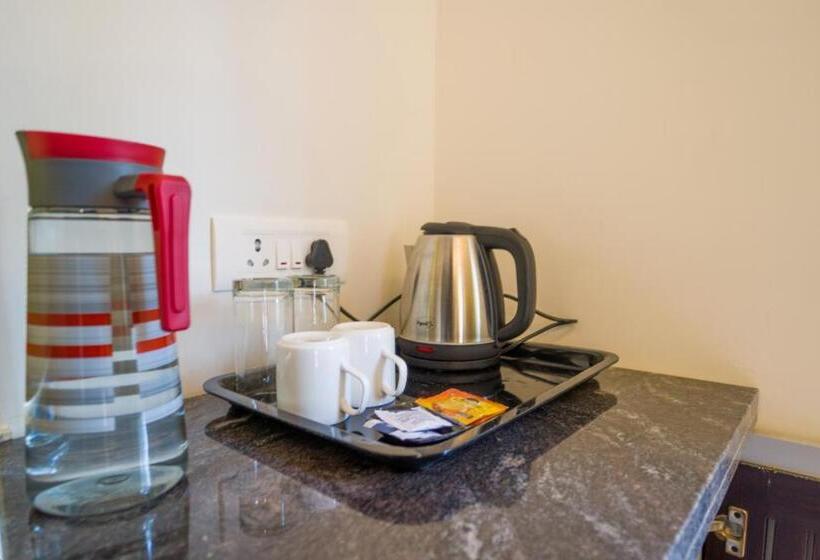 هتل Marine Studios By Le Pension Stays