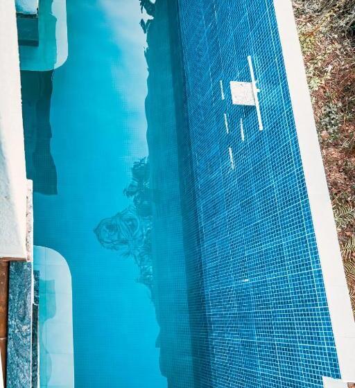 هتل Marine Studios By Le Pension Stays