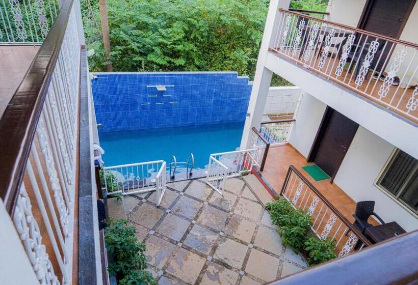 هتل Marine Studios By Le Pension Stays