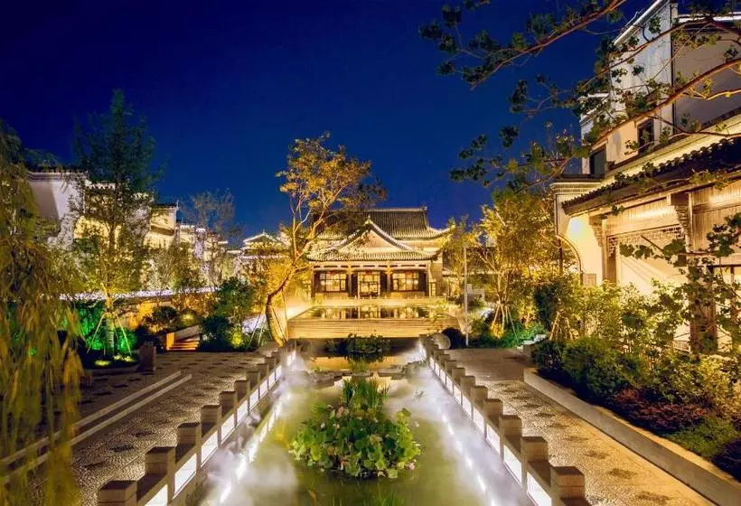 ホテル Xinhualian Lvxingu