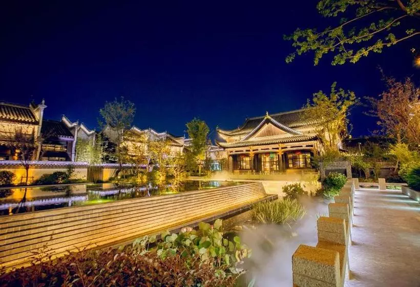 ホテル Xinhualian Lvxingu