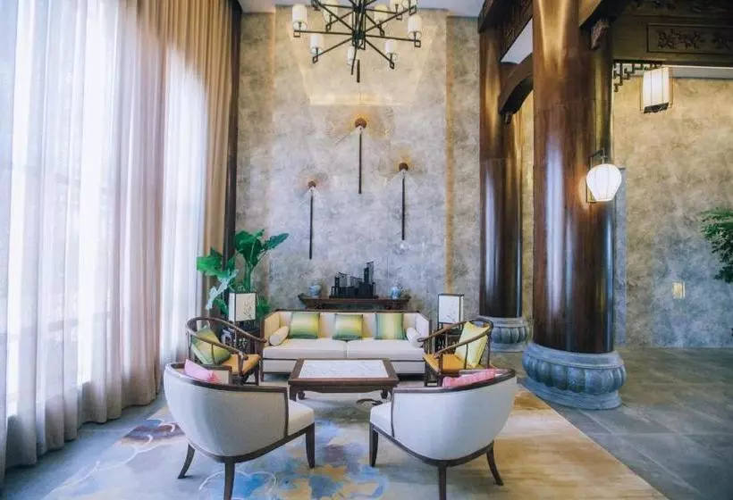 ホテル Xinhualian Lvxingu