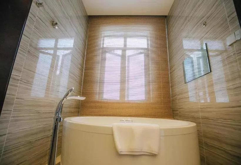 ホテル Xinhualian Lvxingu