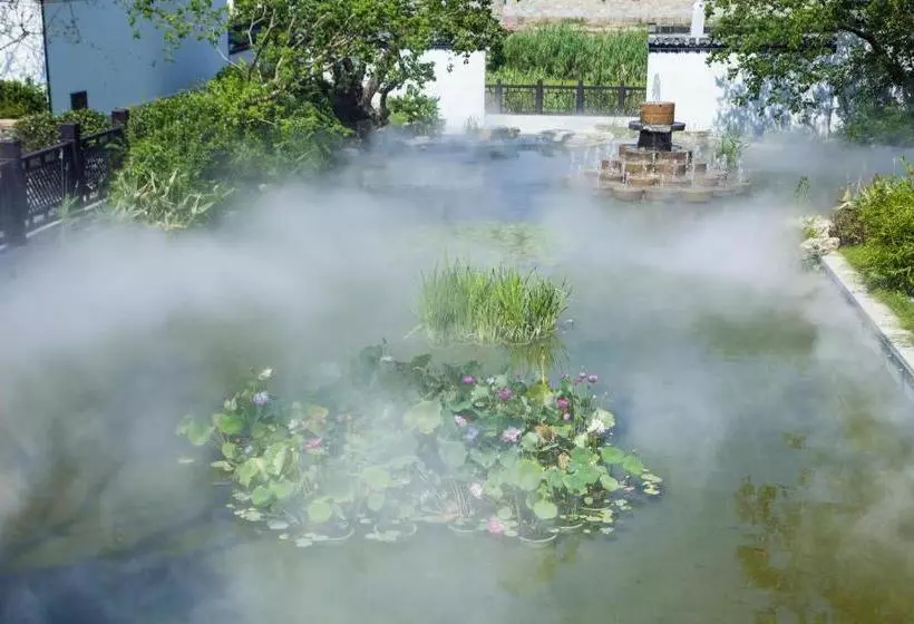 ホテル Xinhualian Lvxingu