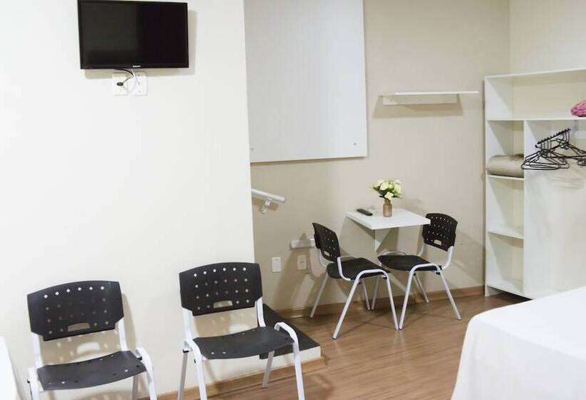 بنسيون Pousada Center Piratuba