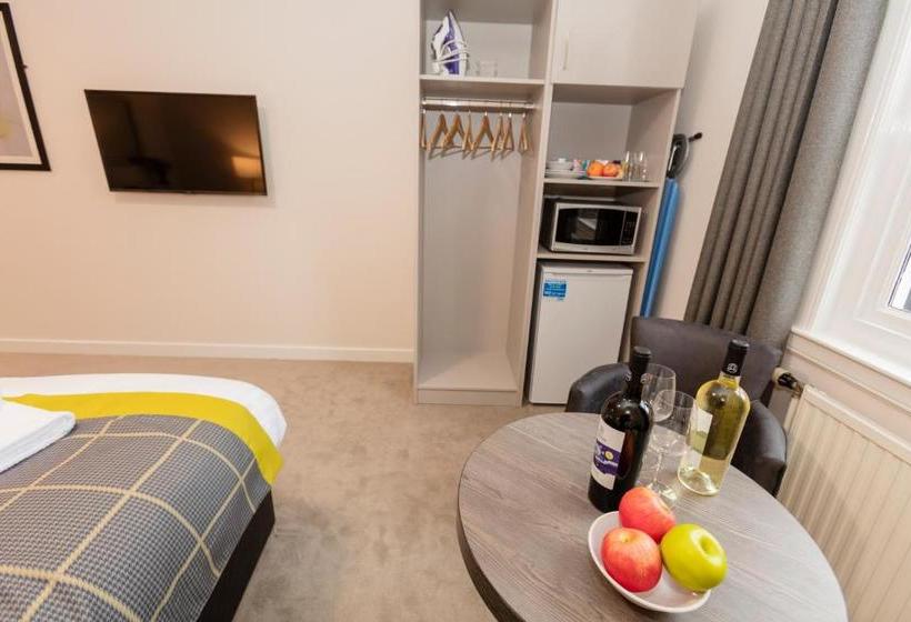 The Dalkeith  By Pillow