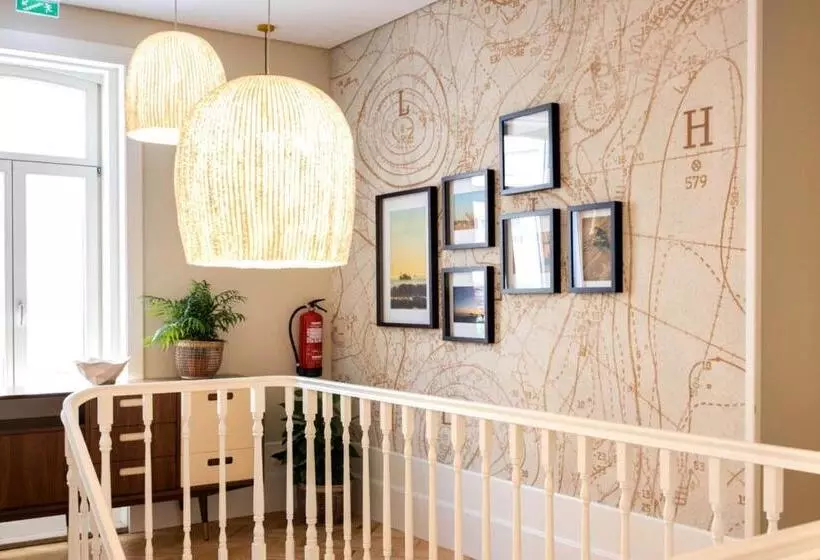 هتل Harbour Inn Design Townhouse
