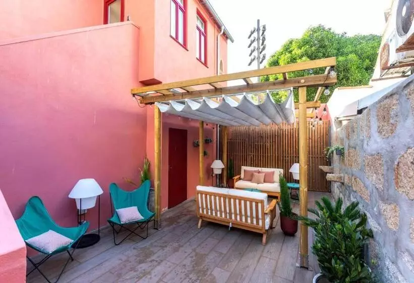 هتل Harbour Inn Design Townhouse