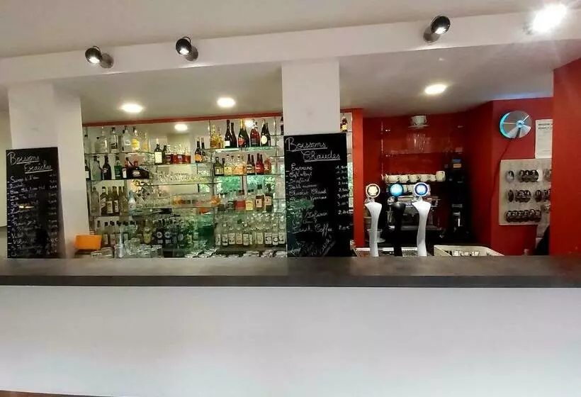 ホテル Restaurant L Artiere