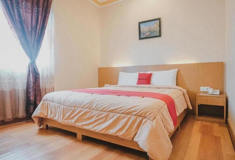 בית מלון כפרי Reddoorz Plus @ Simpang Gelael Batam 2