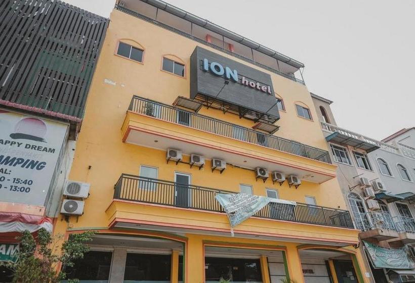 בית מלון כפרי Reddoorz Plus @ Simpang Gelael Batam 2