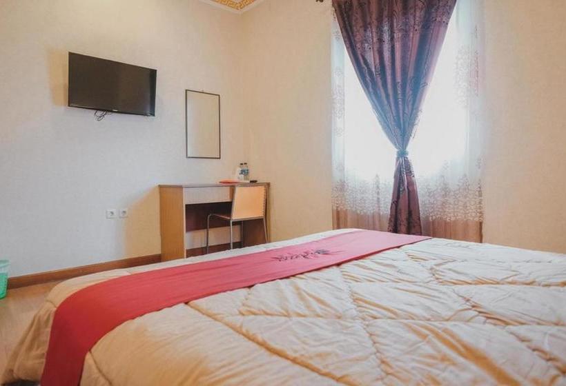 בית מלון כפרי Reddoorz Plus @ Simpang Gelael Batam 2