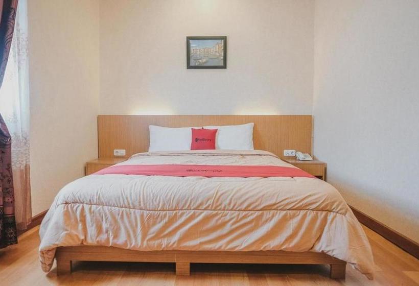 בית מלון כפרי Reddoorz Plus @ Simpang Gelael Batam 2