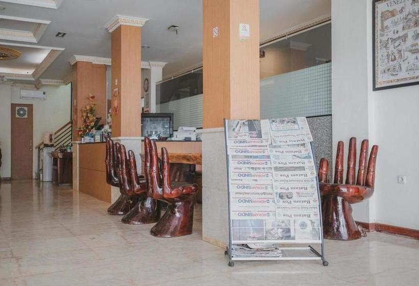 בית מלון כפרי Reddoorz Plus @ Simpang Gelael Batam 2