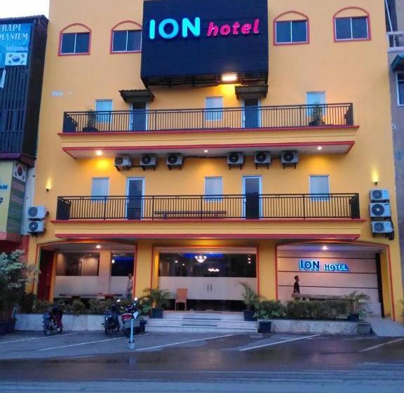 בית מלון כפרי Reddoorz Plus @ Simpang Gelael Batam 2