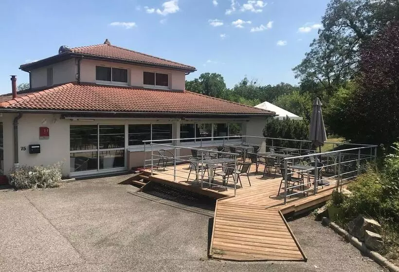 ホテル Restaurant L Artiere