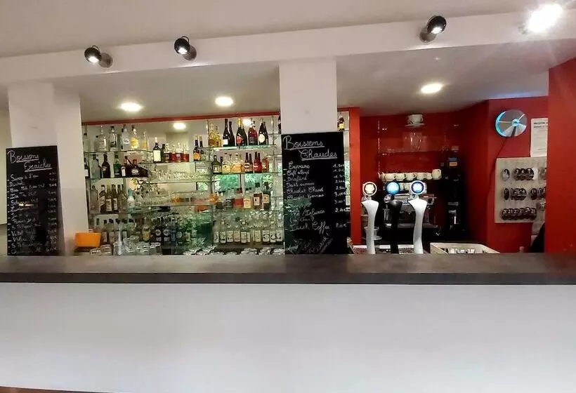 ホテル Restaurant L Artiere