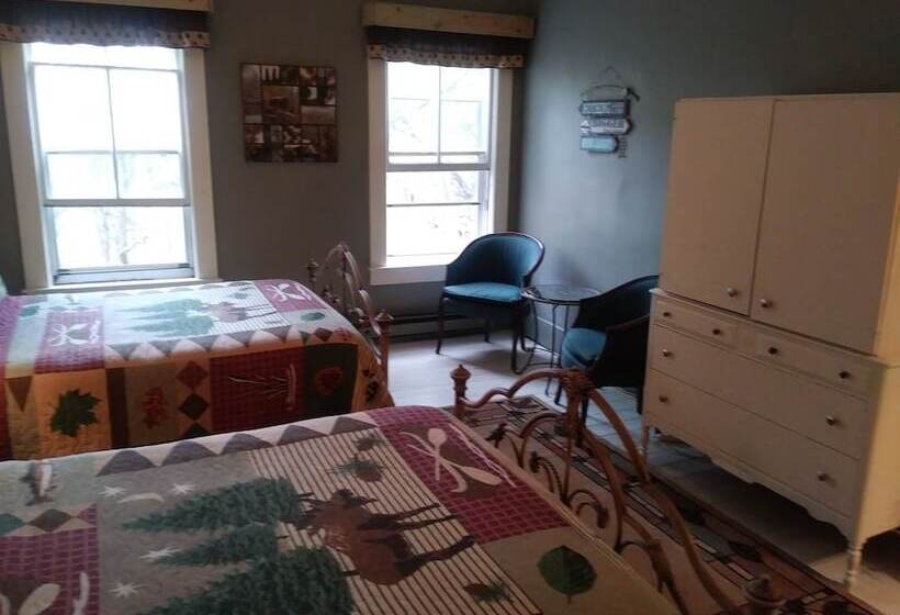 בית מלון כפרי The Inn In Westport