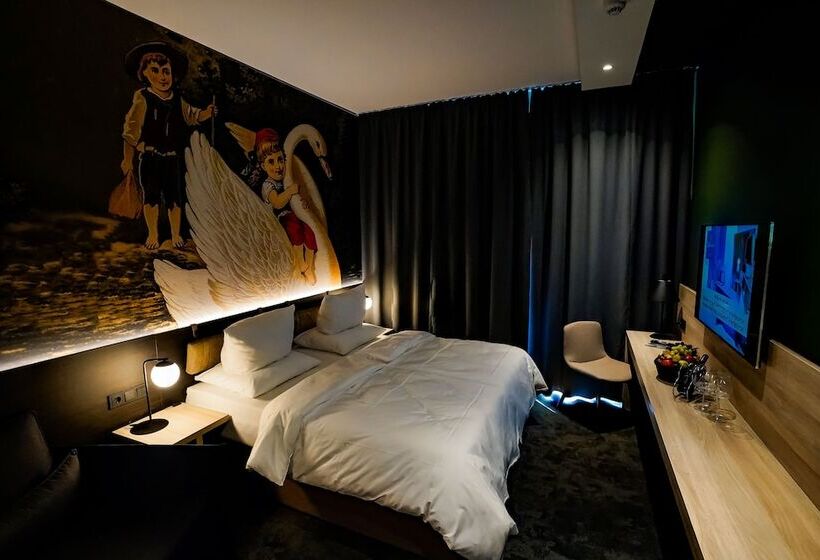 Отель Viktorosa