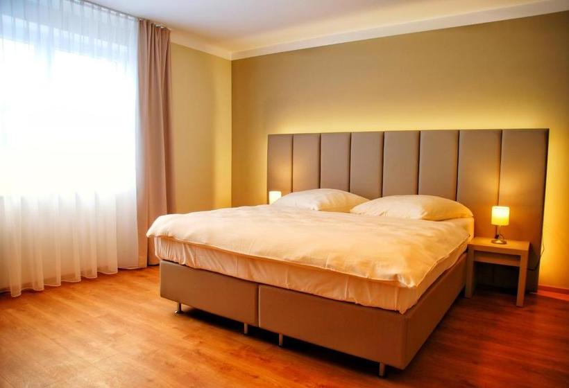 Отель Walldorf Suites Boutique