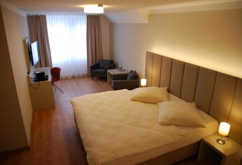 Отель Walldorf Suites Boutique