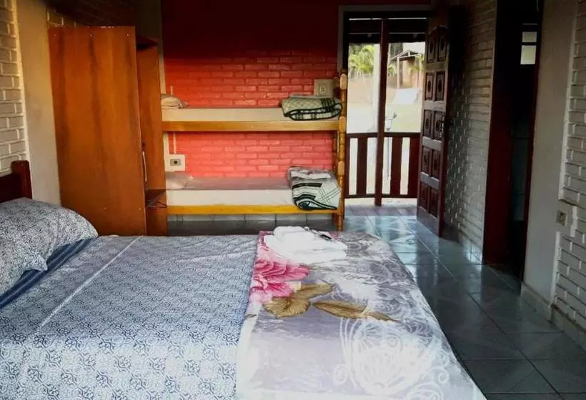 ペンション Pousada Recomeço Da Paz - Antiga Pousada Araucária