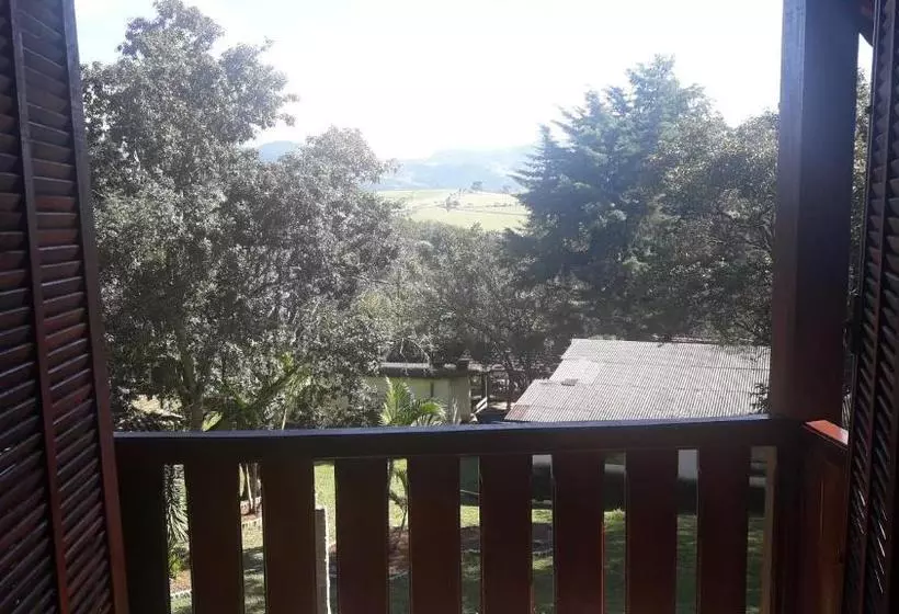 ペンション Pousada Recomeço Da Paz - Antiga Pousada Araucária
