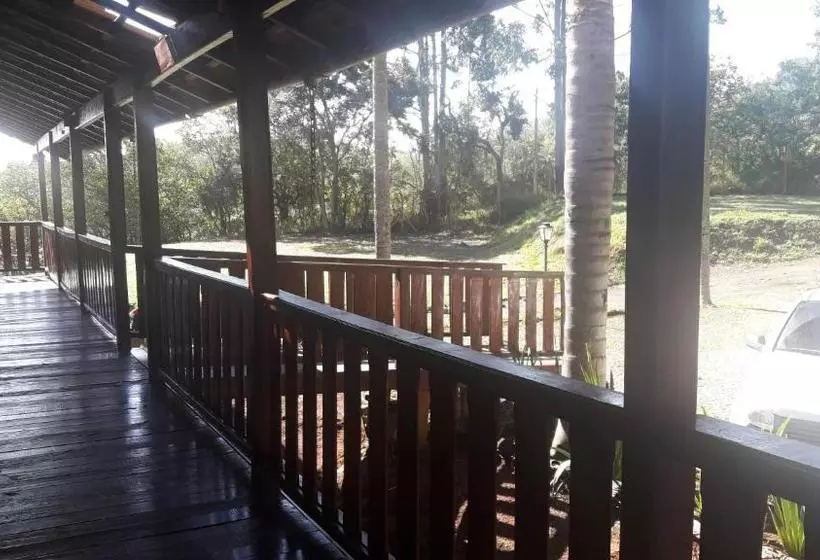 ペンション Pousada Recomeço Da Paz - Antiga Pousada Araucária