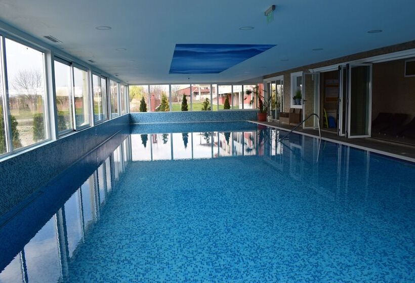 Balneo Hotel Stryama