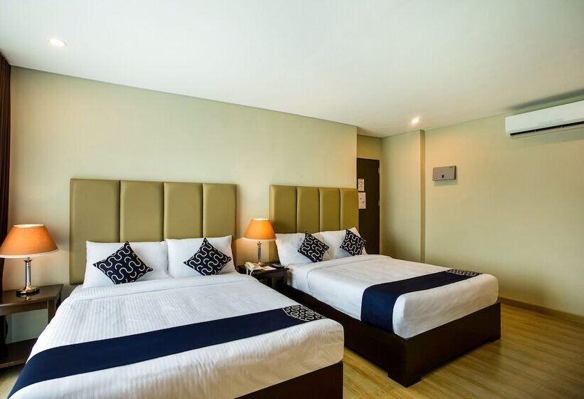 ホテル Capital O 461 Asrodel