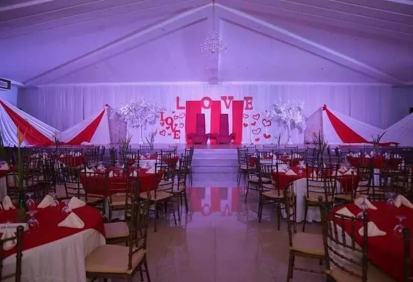 Hotelli De Susana And Resort