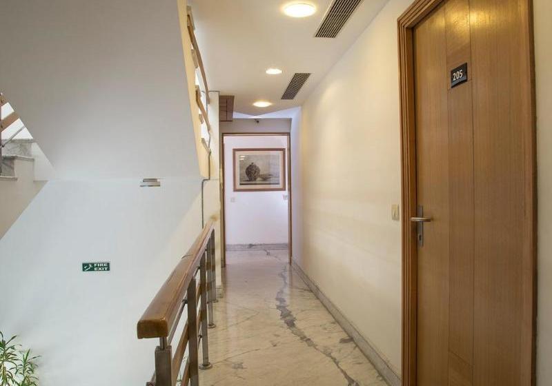 فندق First Star Huda Metro By Fab