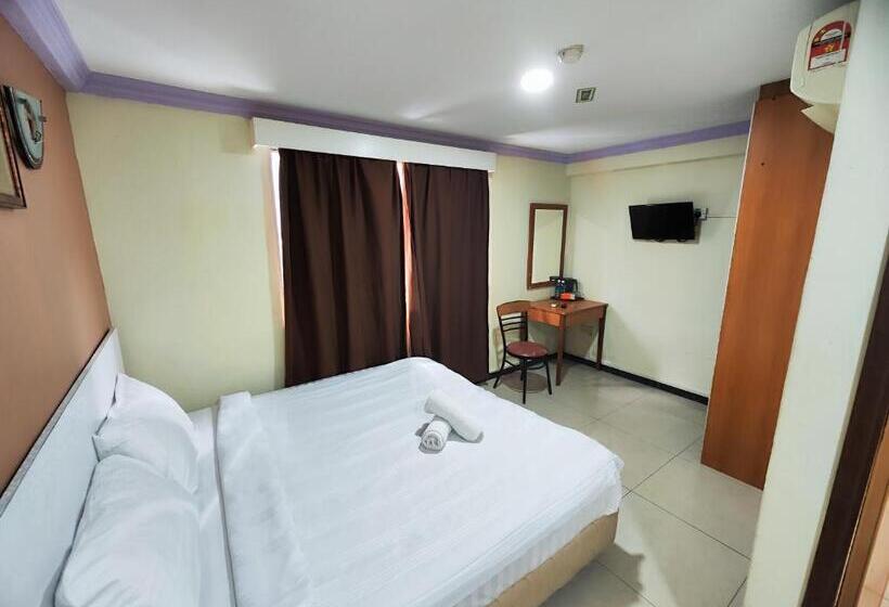 هتل Hwkl Masjid India