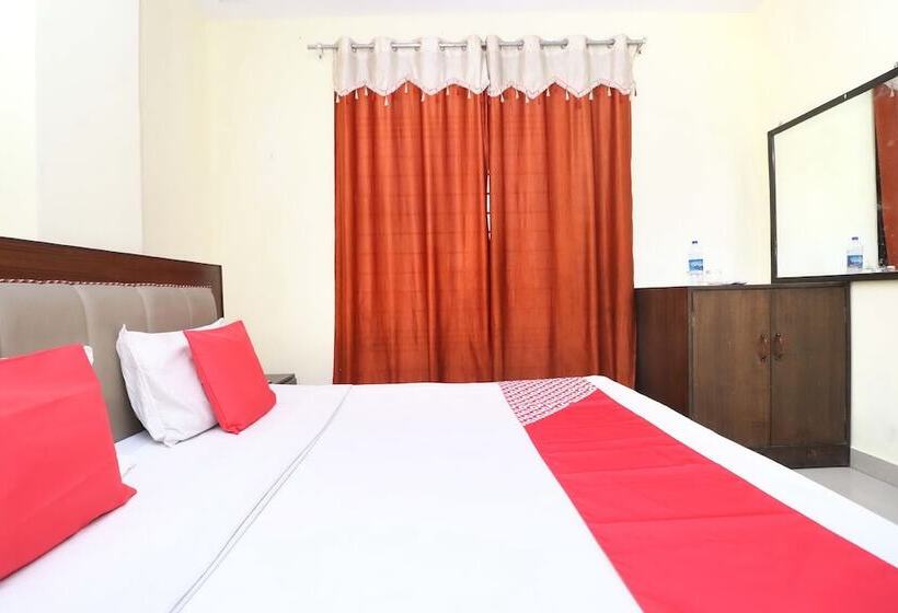 فندق Shree Om By Oyo Rooms