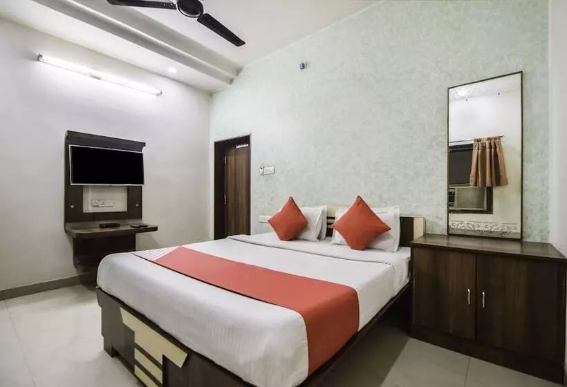 Hotelli Shree Ram Regency By Oyo Rooms